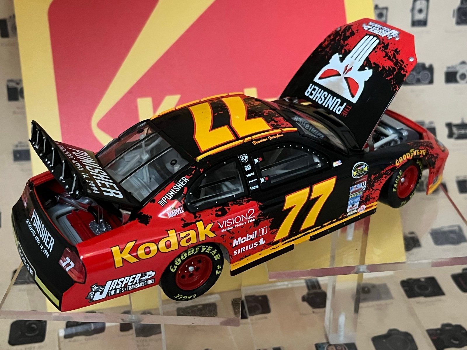 Kodak Brendan Gaughan #77 The Punisher NASCAR modelauto, Overige merken, Auto, 1:32 tot 1:50, Nieuw