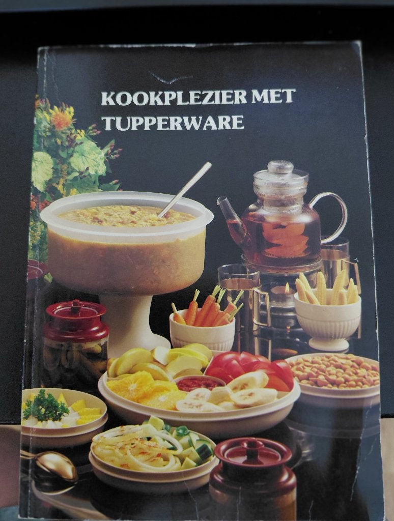Kookplezier met Tupperware, leuk oud boekje., Verzenden, Gebruikt, Overige typen