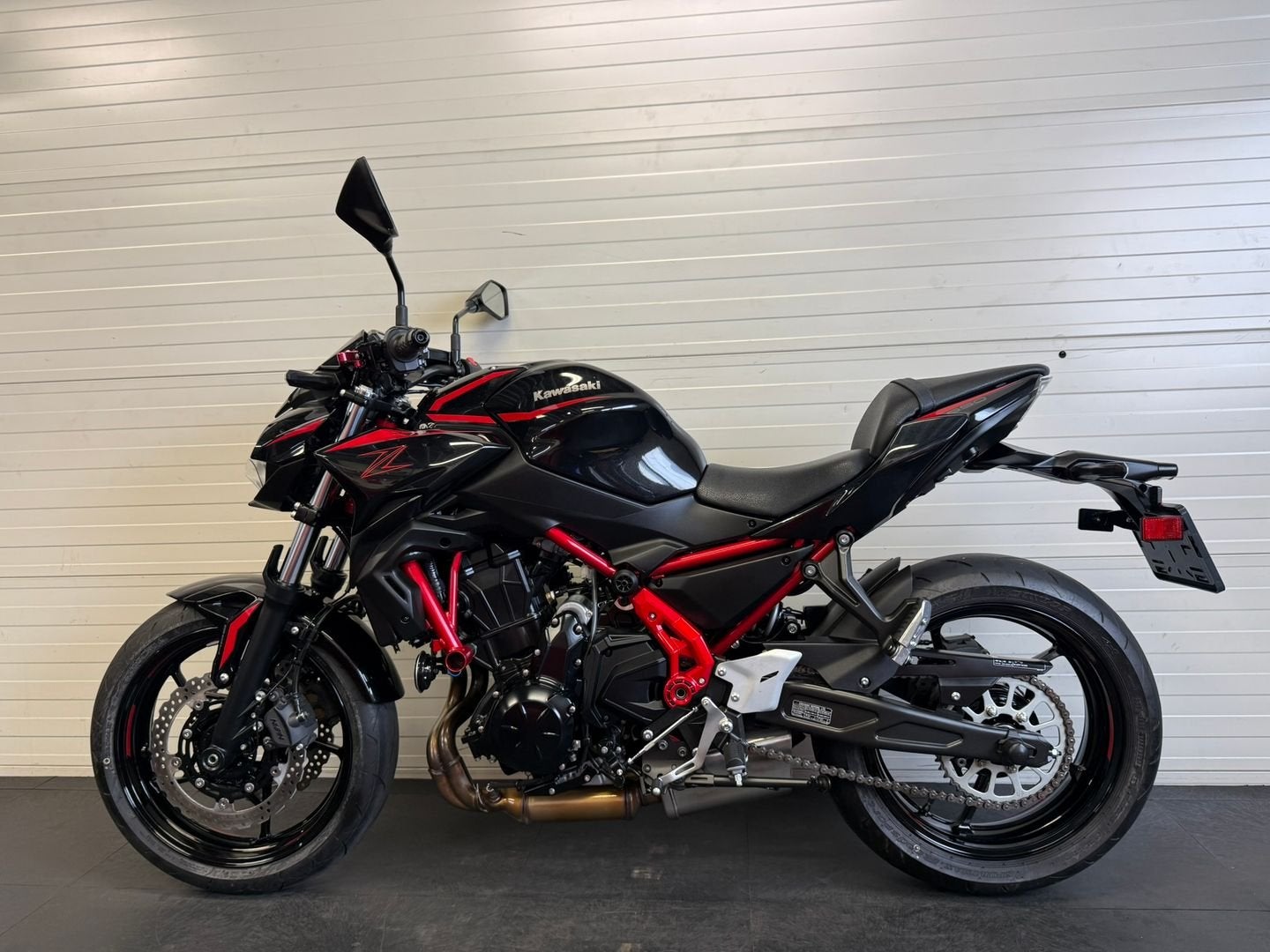 Kawasaki Z650 | 35KW | A2 | Fabrieksgarantie | 1e Eigenaar, Motoren, Motoren | Kawasaki, 2 cilinders, 649 cc, Bedrijf, Onbekend
