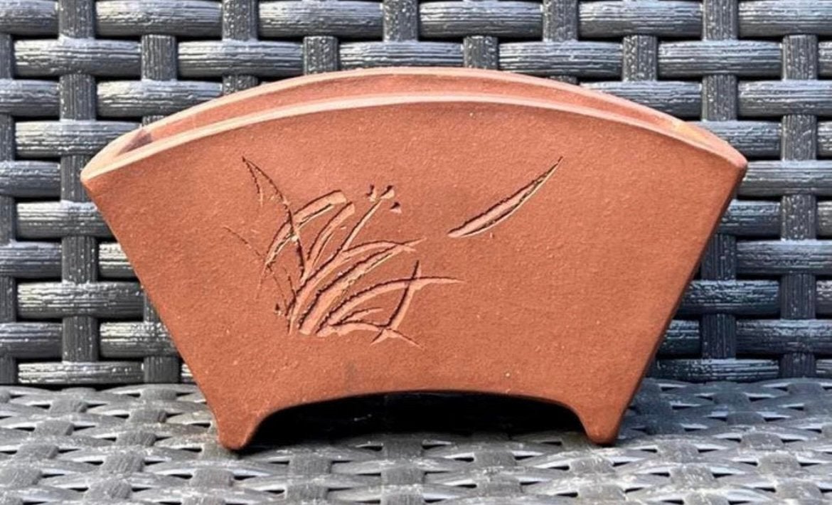 Bonsai pot bruin ongeglazuurd gedecoreerd 12,2x5,7c6,8-5,4, Ophalen of Verzenden, Zo goed als nieuw, Overige vormen, Aardewerk