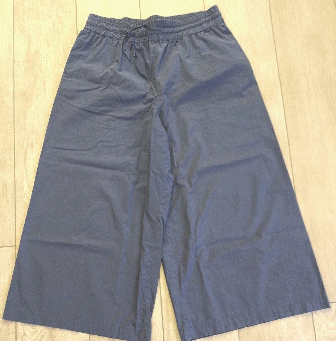 Donkerblauwe broek van Weekend Max Mara, maat 42, Zo goed als nieuw, Driekwart, Verzenden, Blauw