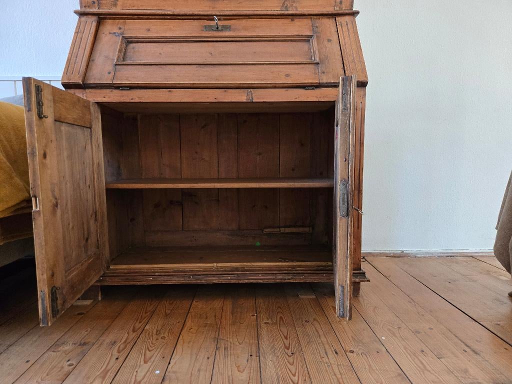 Grenen bureau/buffet kast, Antiek en Kunst, Antiek | Meubels | Kasten, Ophalen
