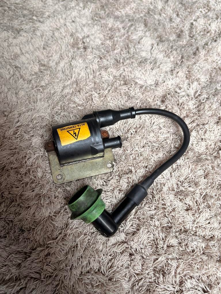 Bobine met bougie dop 125cc 2 takt, Ophalen of Verzenden, Gebruikt