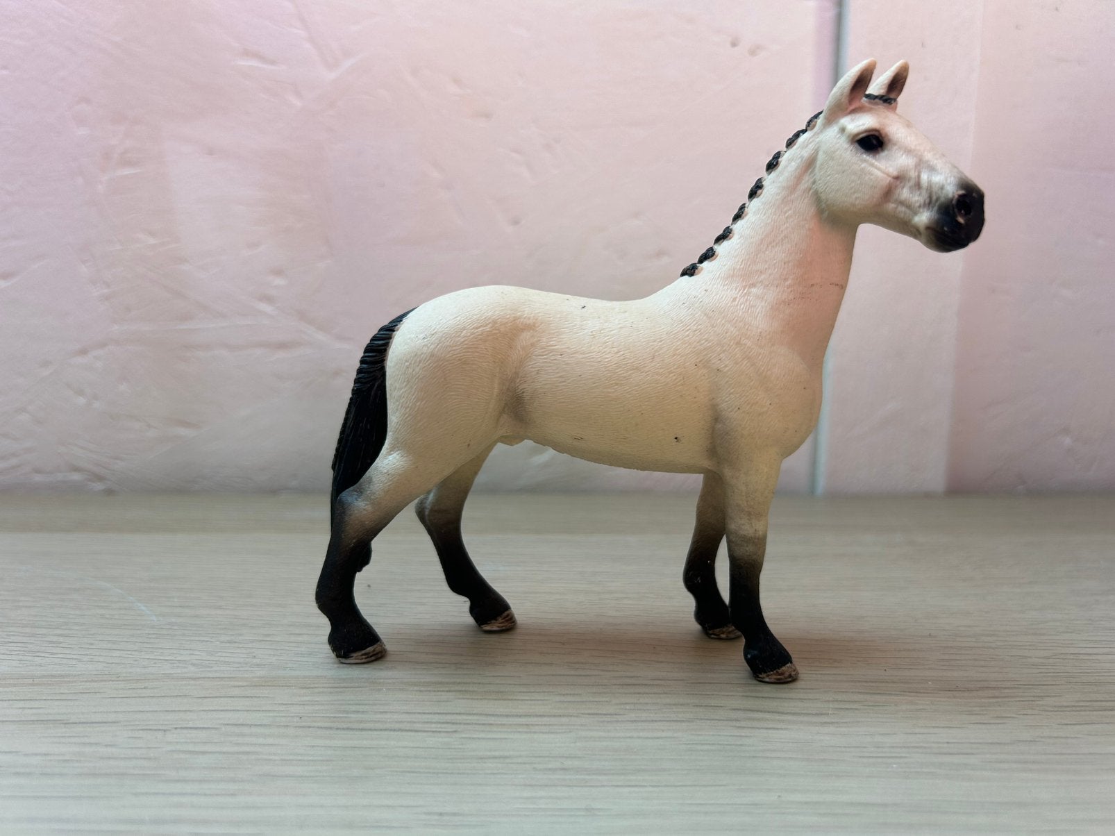 Schleich hannoveraan, Verzamelen, Ophalen of Verzenden, Zo goed als nieuw, Paard, Beeldje of Figuurtje