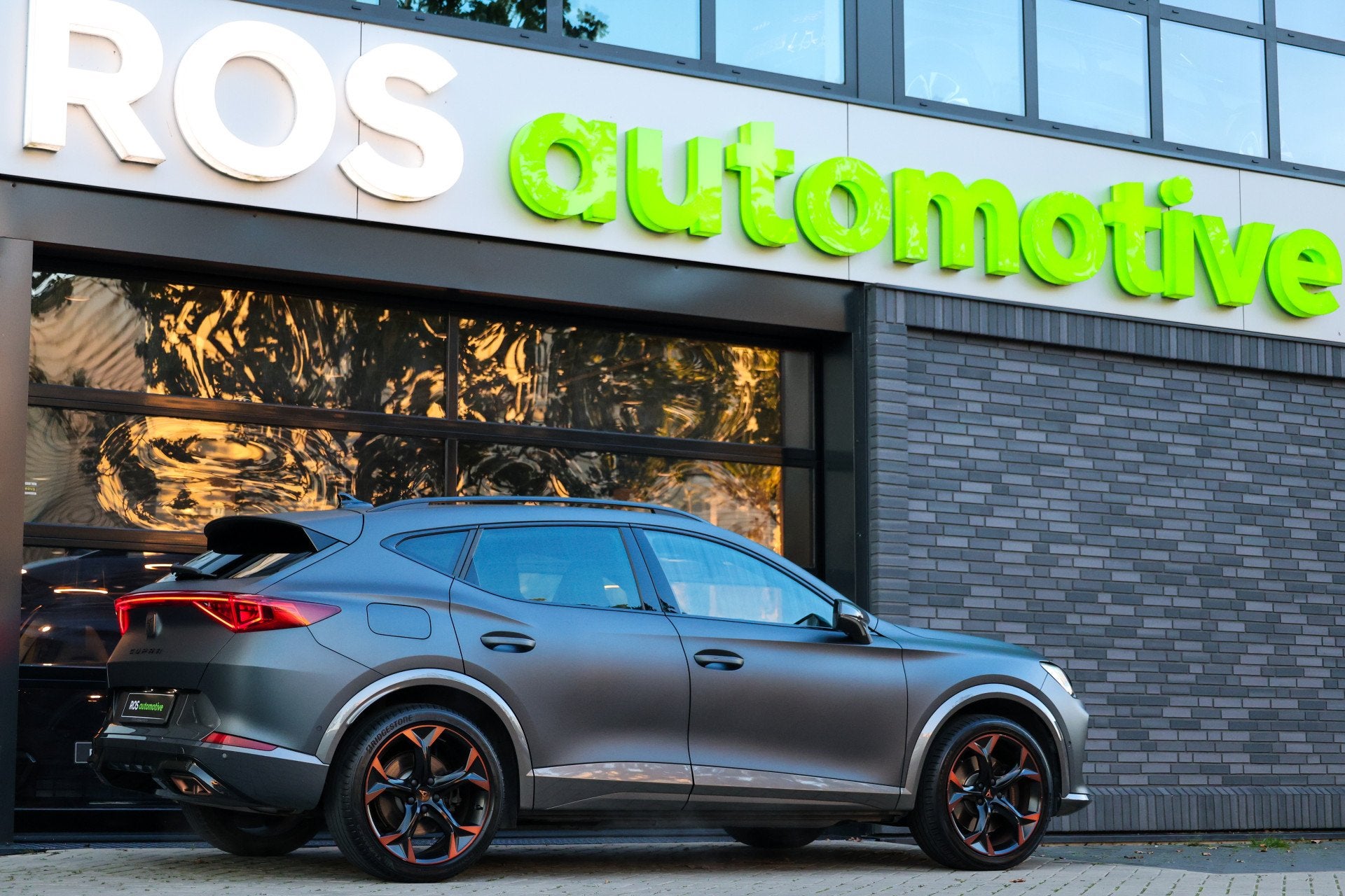 CUPRA Formentor 1.4 e-Hybrid VZ Performance | BTW | 360 | ME, Gebruikt, 4 cilinders, Formentor, Leder en Stof