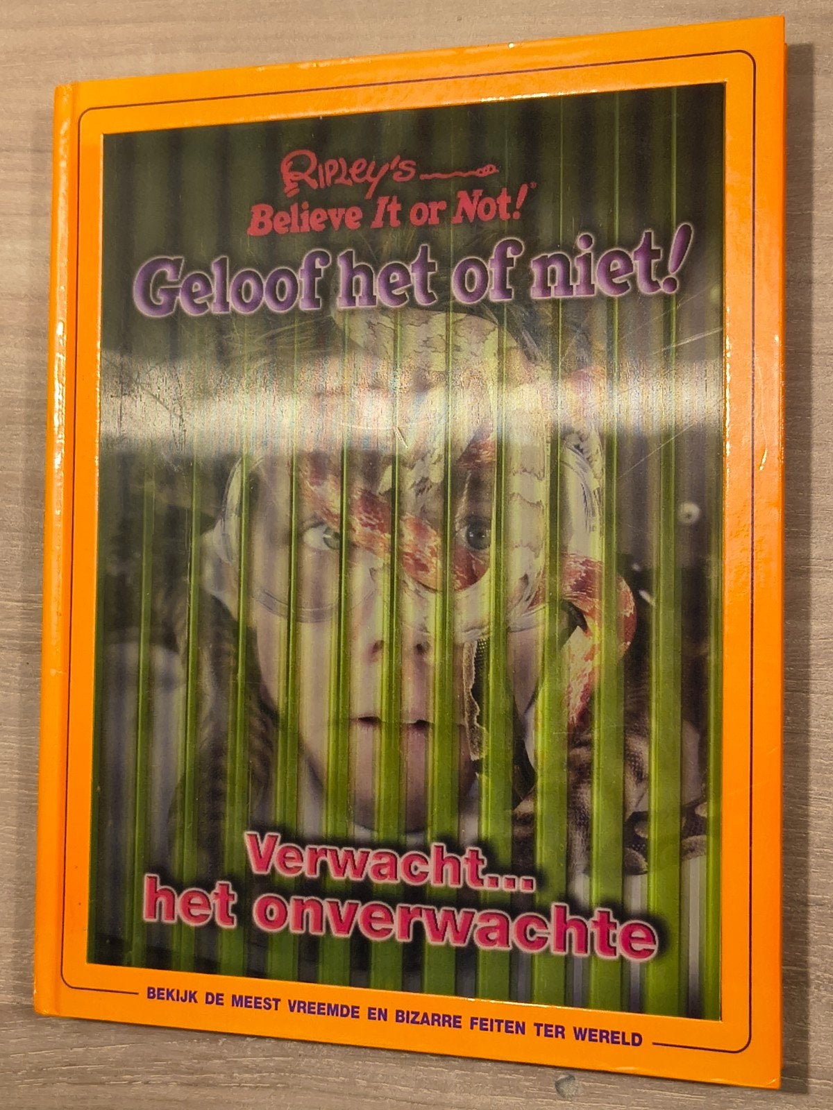 Ripley's Geloof het of niet! Verwacht... het onverwachte, Ophalen of Verzenden, Zo goed als nieuw, Ripley's, Non-fictie