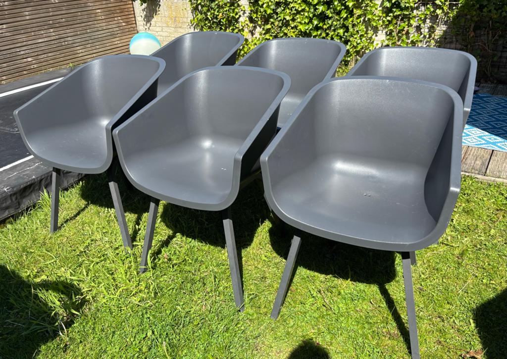 Set van 6 donkergrijze stoelen voor binnen/buiten, Huis en Inrichting, Stoelen, Ophalen, Kunststof, Gebruikt, Grijs