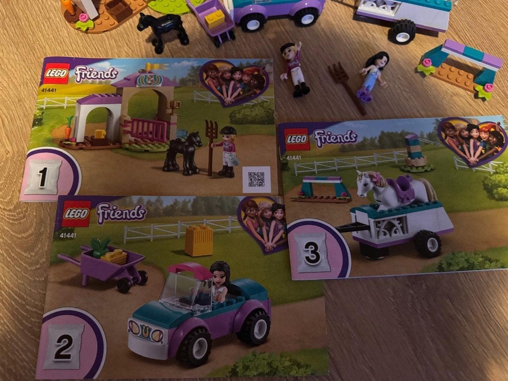 LEGO Friends 41441 – Paardentraining en trailer, Lego, Friends, Ophalen of Verzenden, Zo goed als nieuw