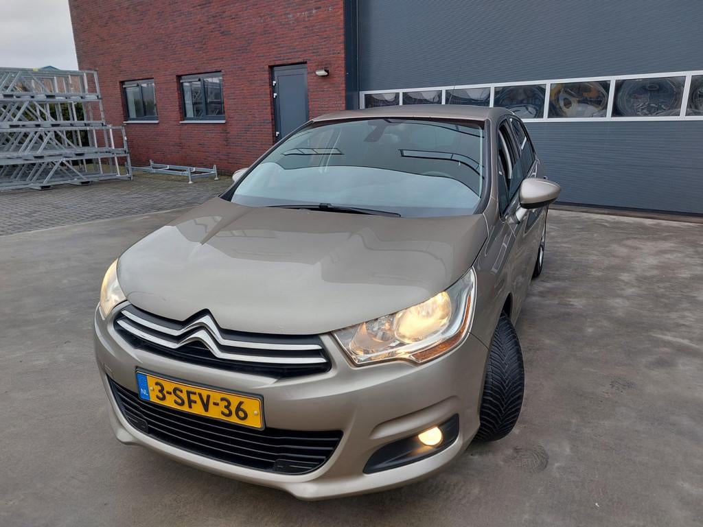 Citroen C4 1.6 VTi Ligne Business Export prijs ex BPM, Voorwielaandrijving, Euro 5, Stof, Zwart