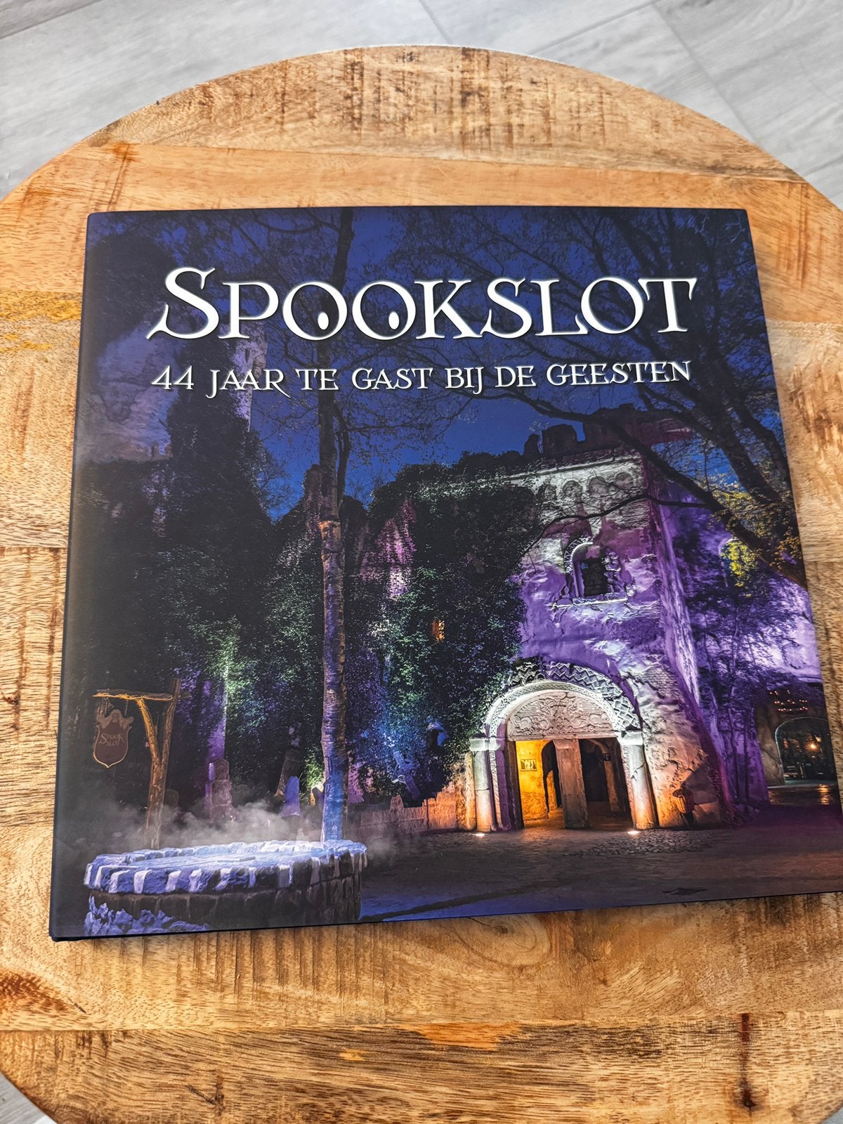 Spookslot 44 jaar te gast bij de geesten, Verzamelen, Efteling, Verzenden, Zo goed als nieuw, Overige typen