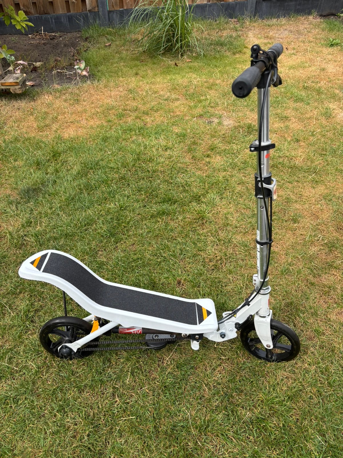 Nette Space Scooter X580 step wit met reflecterend oranje, Ophalen of Verzenden, Zo goed als nieuw, Overige typen