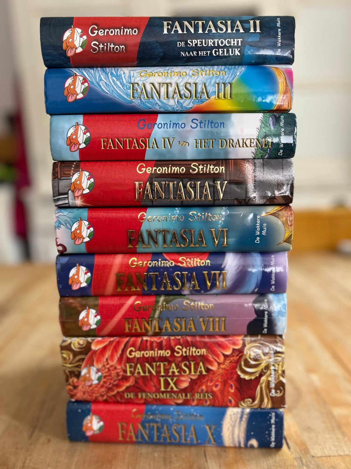 Jeugd leesboeken Geronimo Stilton - Fantasia deel 2 tm 10, Boeken, Fictie algemeen, Geronimo Stilton, Ophalen of Verzenden, Zo goed als nieuw
