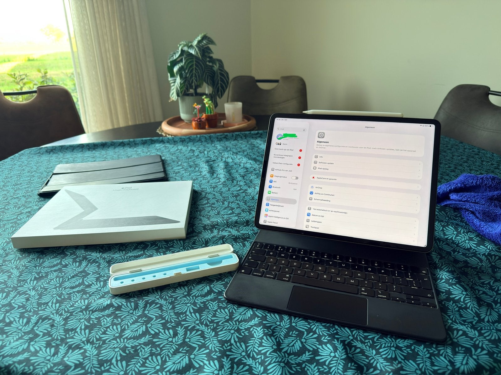 Ipad pro 12,9 5e gen (M1) 256gb + pencil + magic keyboard, Computers en Software, 13 inch of meer, Apple iPad, Ophalen of Verzenden