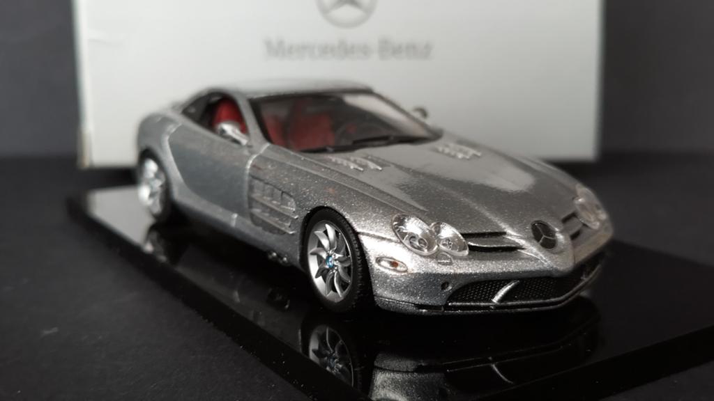 Mercedes Benz SLR Mc Laren zilver 1:43 Minichamps Pol, Auto, Verzenden, Pauls Model Art, MiniChamps