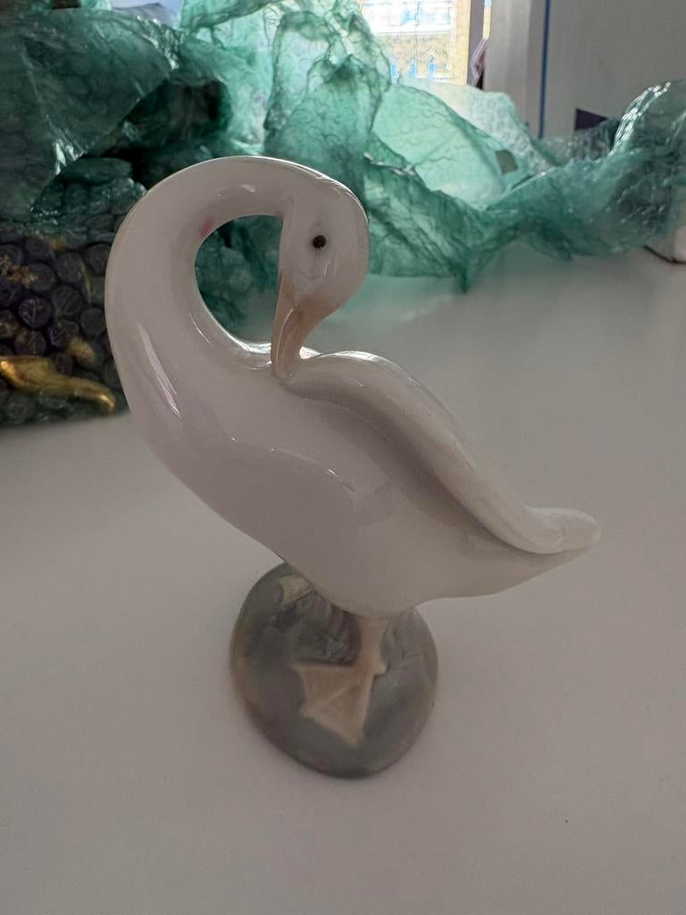 Echt merk porselein zwaan, Antiek en Kunst, Ophalen of Verzenden