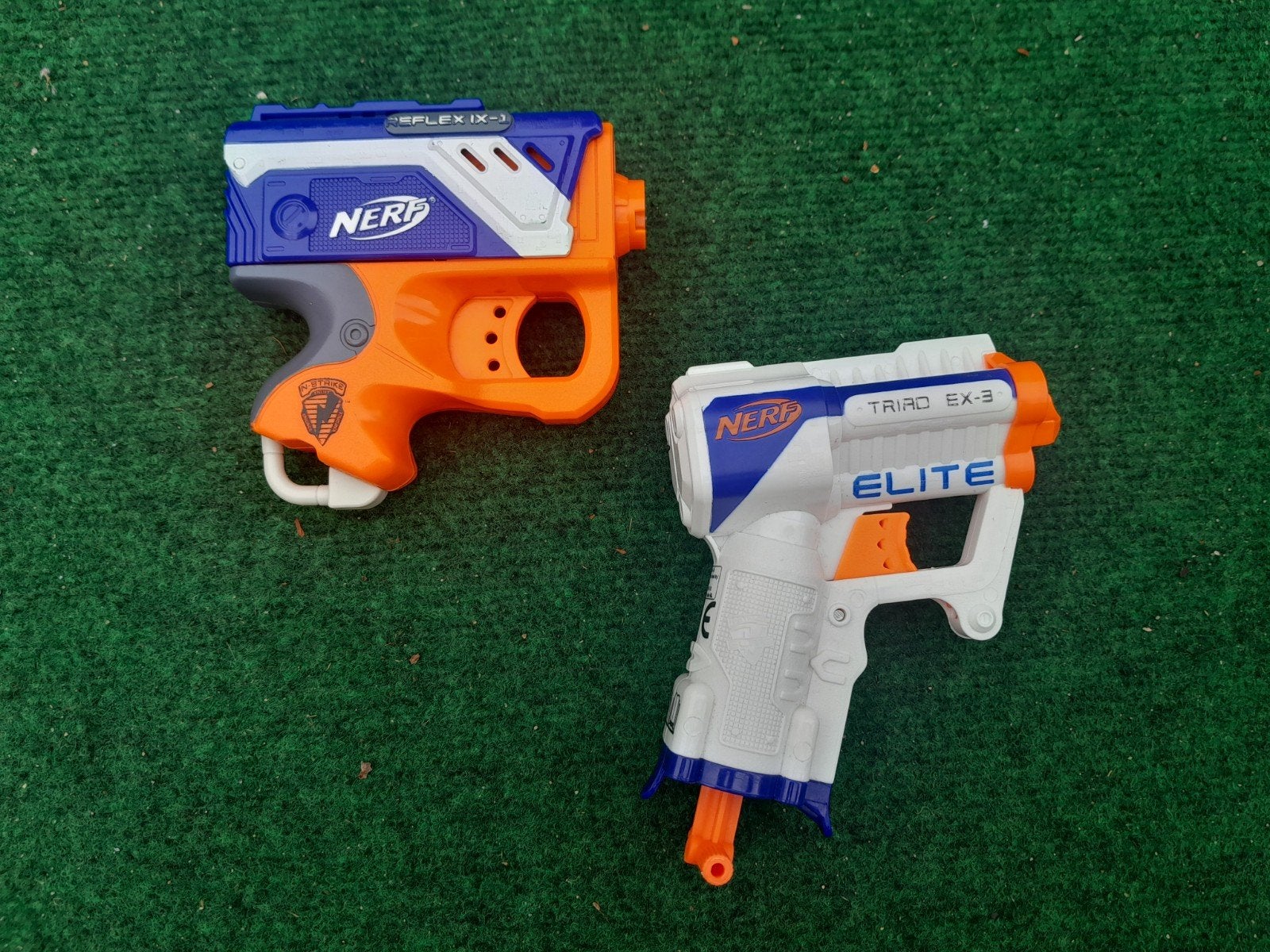 Nerf Elite Triad EX-3 en Nerf Reflex IX-1 Blasters, Ophalen of Verzenden, Gebruikt