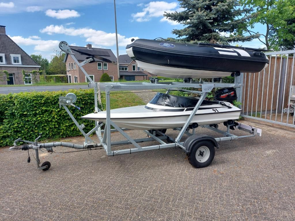 Unieke boottrailer, Watersport en Boten, Boottrailers, Ophalen, Zo goed als nieuw, Minder dan 6 meter