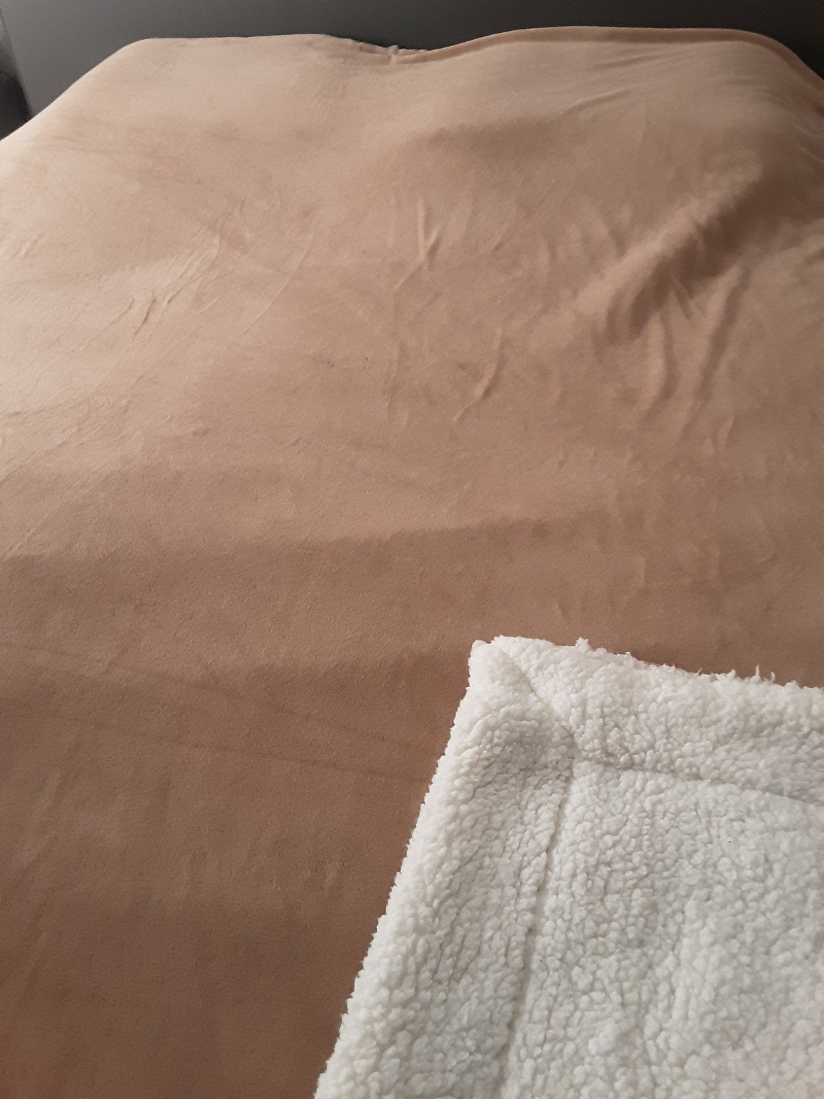 Vliesdeken / Sprei Beige/Wit 220x240 cm, Ophalen of Verzenden