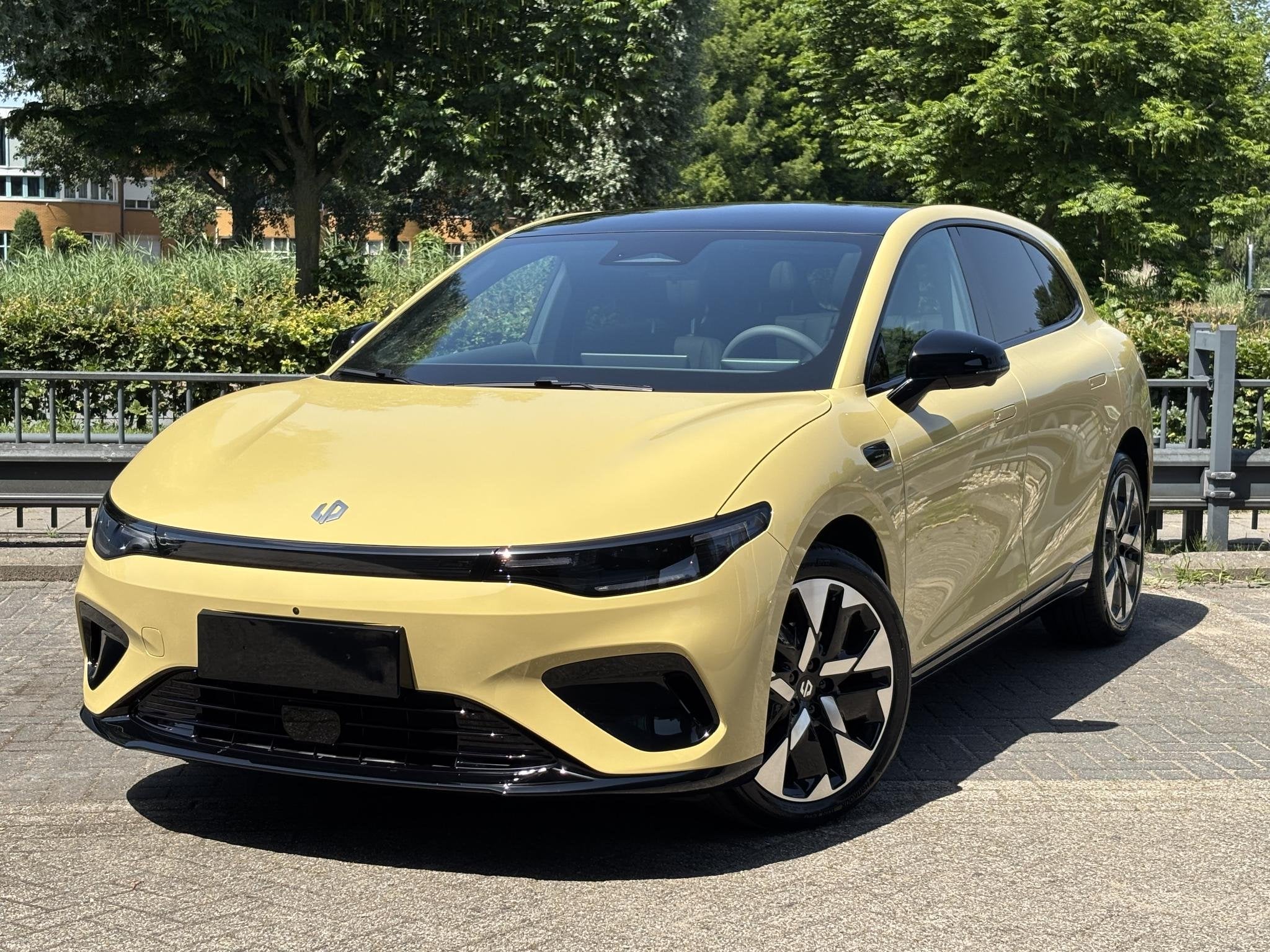 Leapmotor B05 ProMax Design 67.1 kWh | NIEUW BINNEN! | Tot 4, Auto's, 12 maanden, Achterwielaandrijving, B05, Nieuw