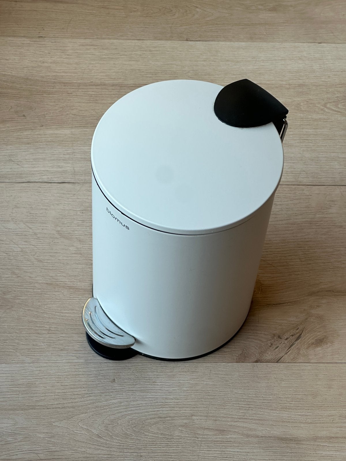 Blomus toilet pedaalemmer 3 liter, Ophalen, Met pedaal, Zo goed als nieuw, Minder dan 10 liter