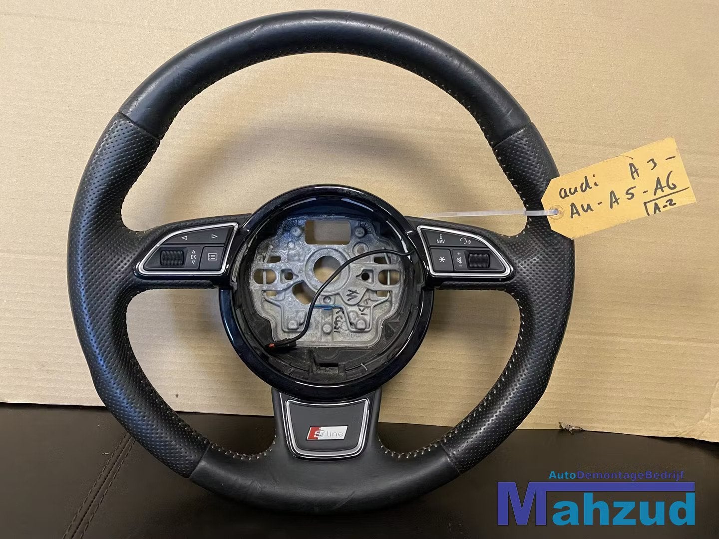 AUDI A3 A4 A5 A6 Stuurwiel stuur Sline s-line 2012-2019, Gebruikt, AUDI AG, Auto-Union-Strasse 1
85045  Ingolstadt, DE, Kundenbetreuung@audi.de