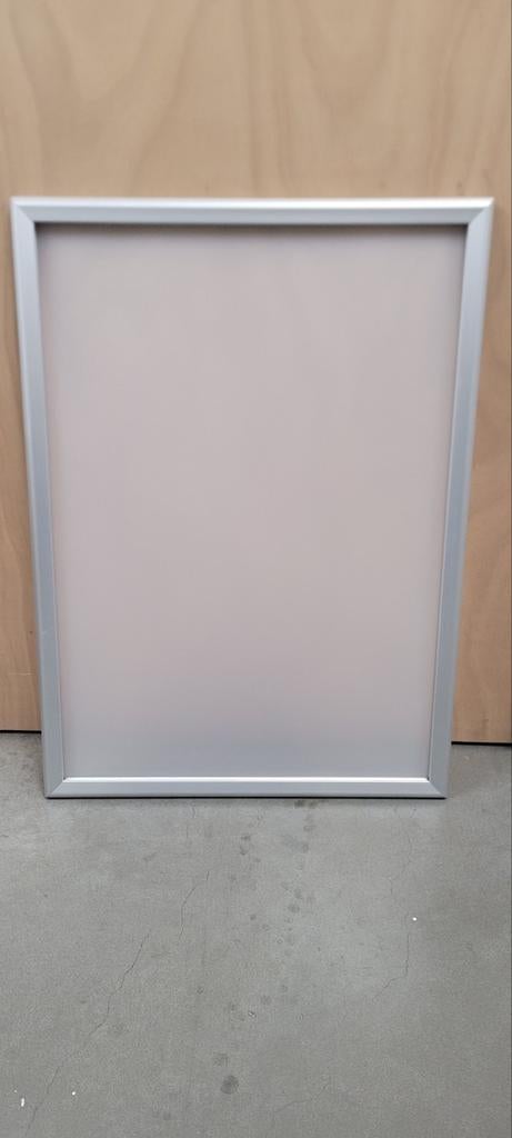 Zilverkleurig aluminium kliklijst, Ophalen, Minder dan 50 cm, 50 tot 75 cm, Metaal of Aluminium