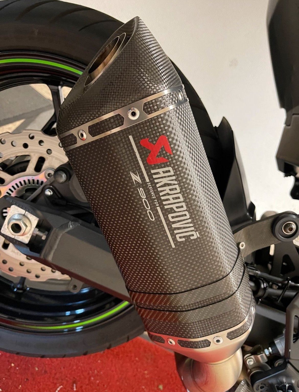 Akrapovic Kawasaki Z900 slip on uitlaat, Motoren, Ophalen of Verzenden, Gebruikt