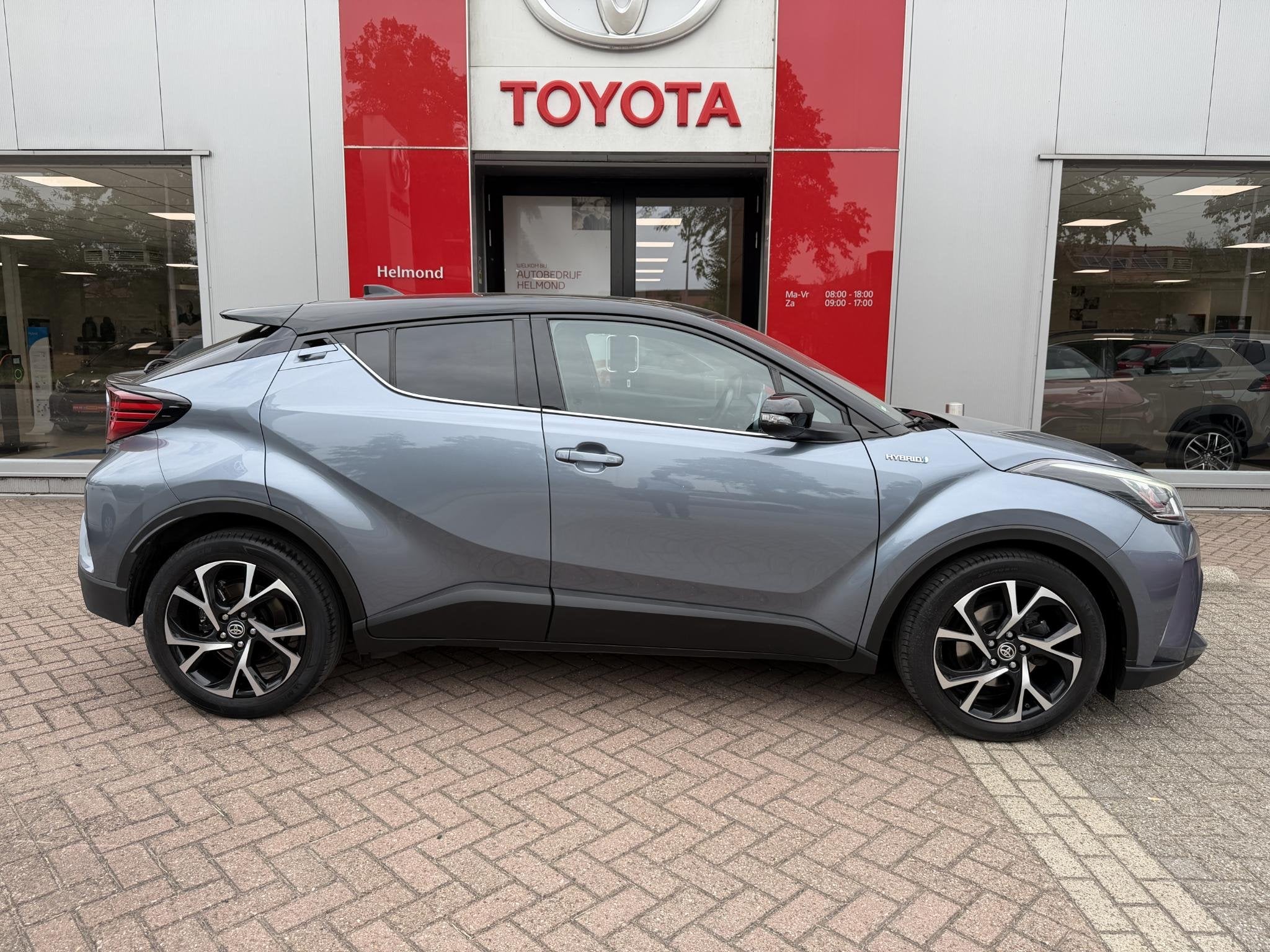 Toyota C-HR 1.8 Hybrid Style + Led-Pack, Stof, 725 kg, Euro 6, 4 cilinders