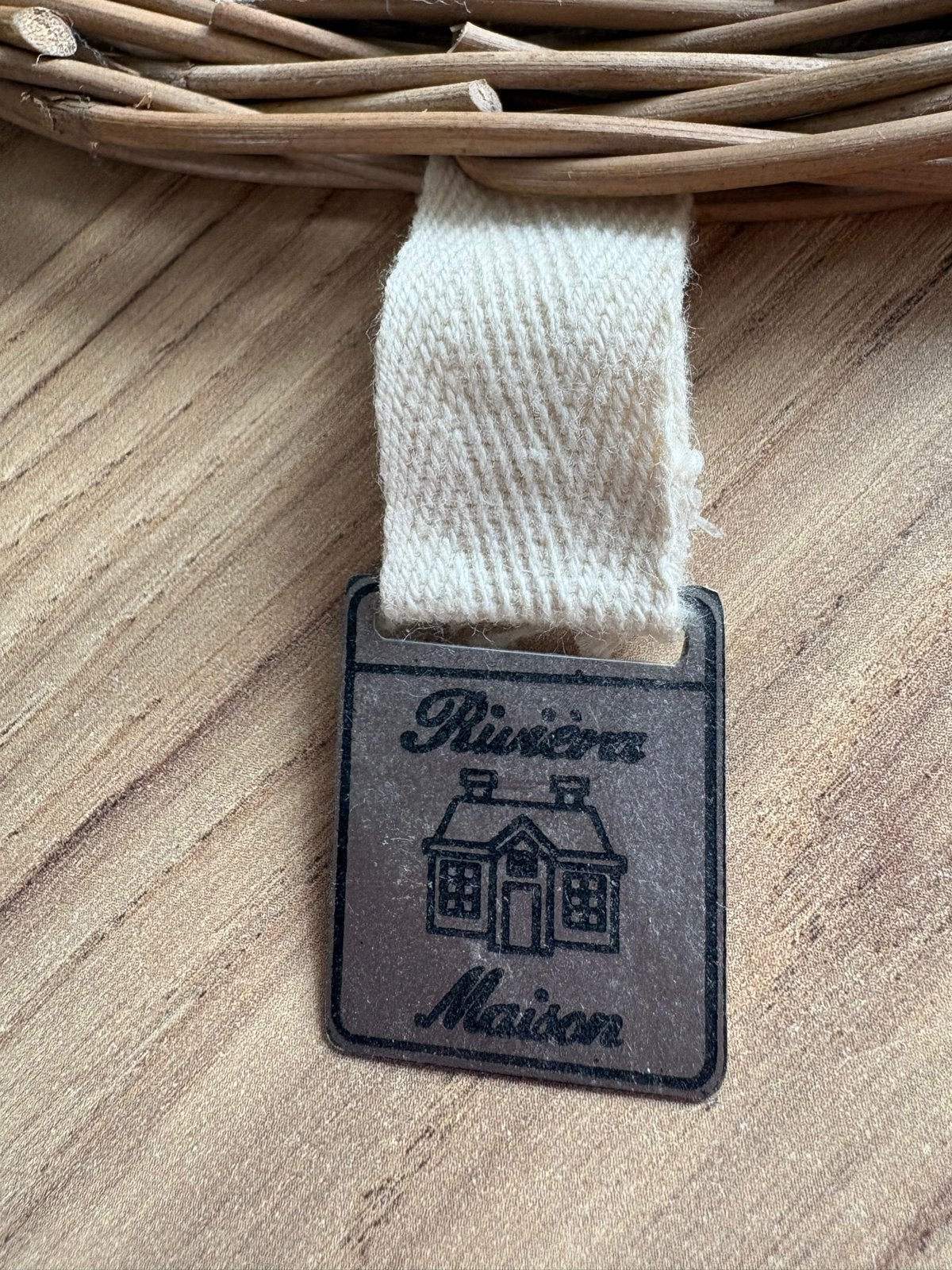 Glazen stolp met rieten ondergrond van Rivièra Maison, Ophalen, Gebruikt, Glas, Landelijk