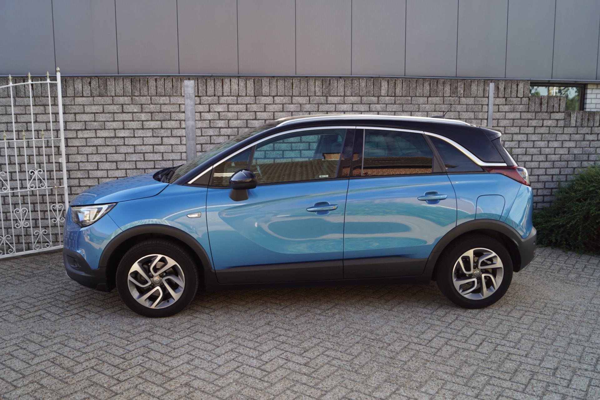 Opel Crossland X 1.2 Turbo Innovation Panodak Half Leder Spo, Auto's, Dealer onderhouden, 840 kg, Gebruikt, 1199 cc