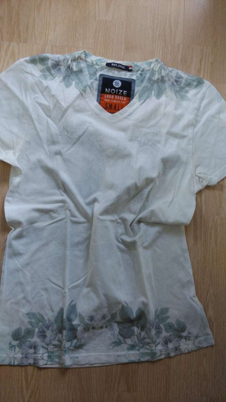T-shirt van Noize, Noize, Verzenden, Zo goed als nieuw, Groen