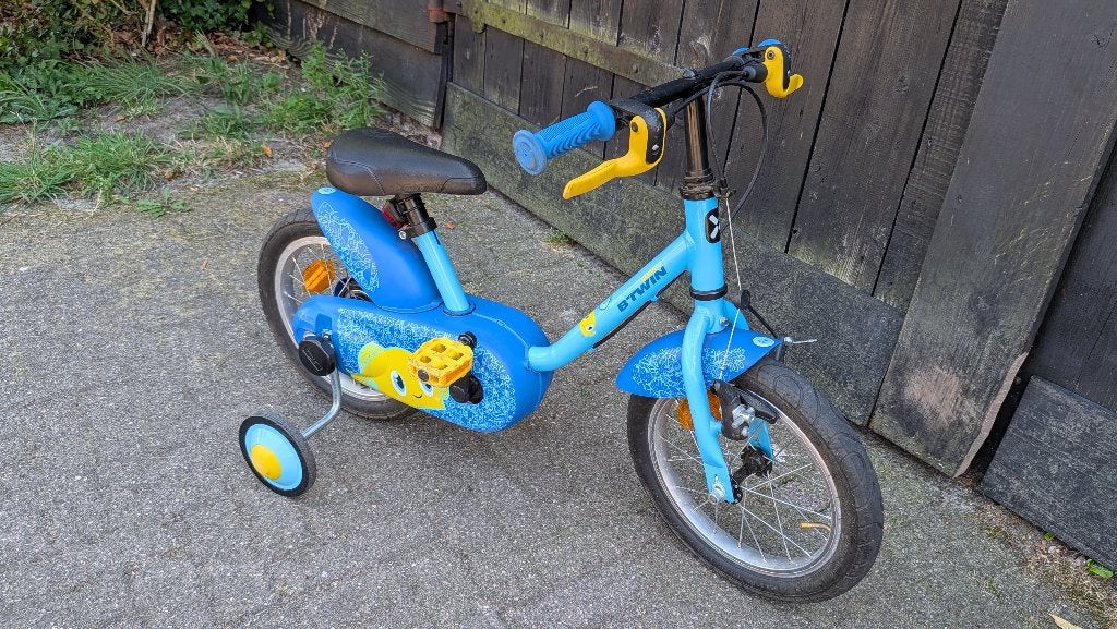 Kinderfiets met zijwieltjes (14 inch), Fietsen en Brommers, Fietsen | Kinderfietsjes, Ophalen, Zijwieltjes, Gebruikt, Velgrem