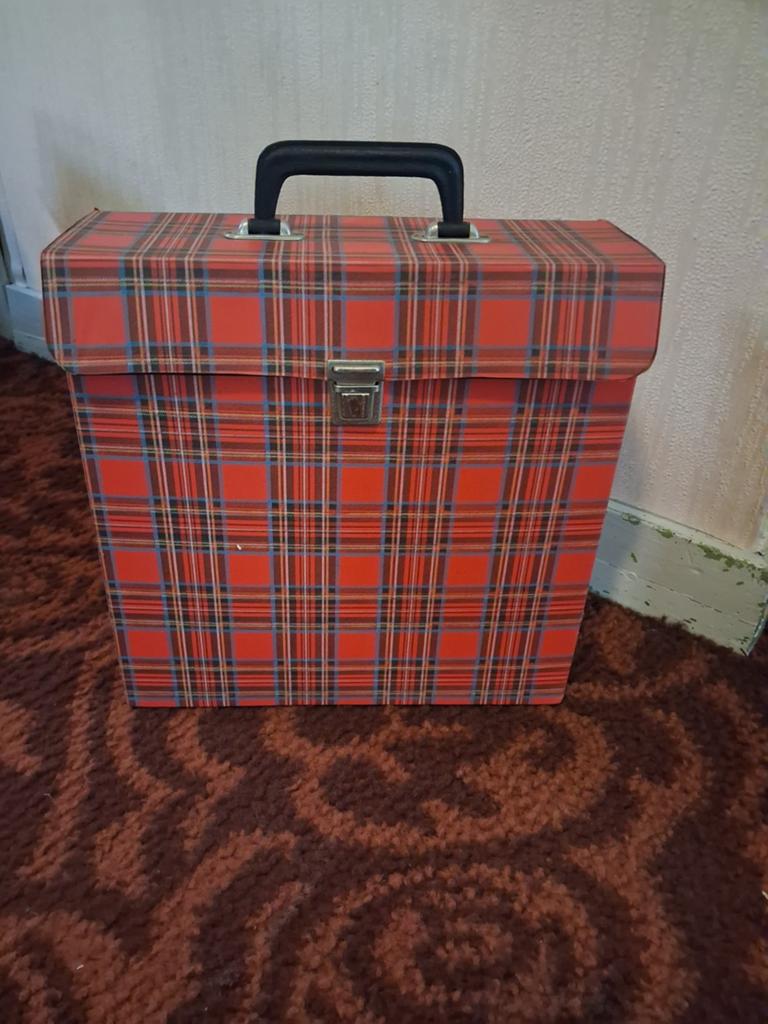 retro / nostalgische / vintage platenkoffer & wat lp's, Ophalen, Huis en Inrichting