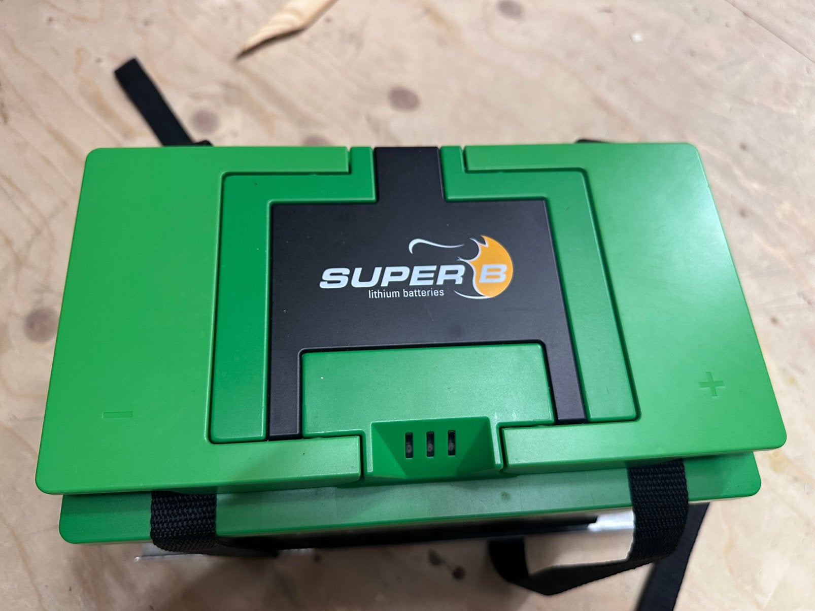 Super B Lithium accu Epsilon 12V 100Ah, Ophalen, Zo goed als nieuw