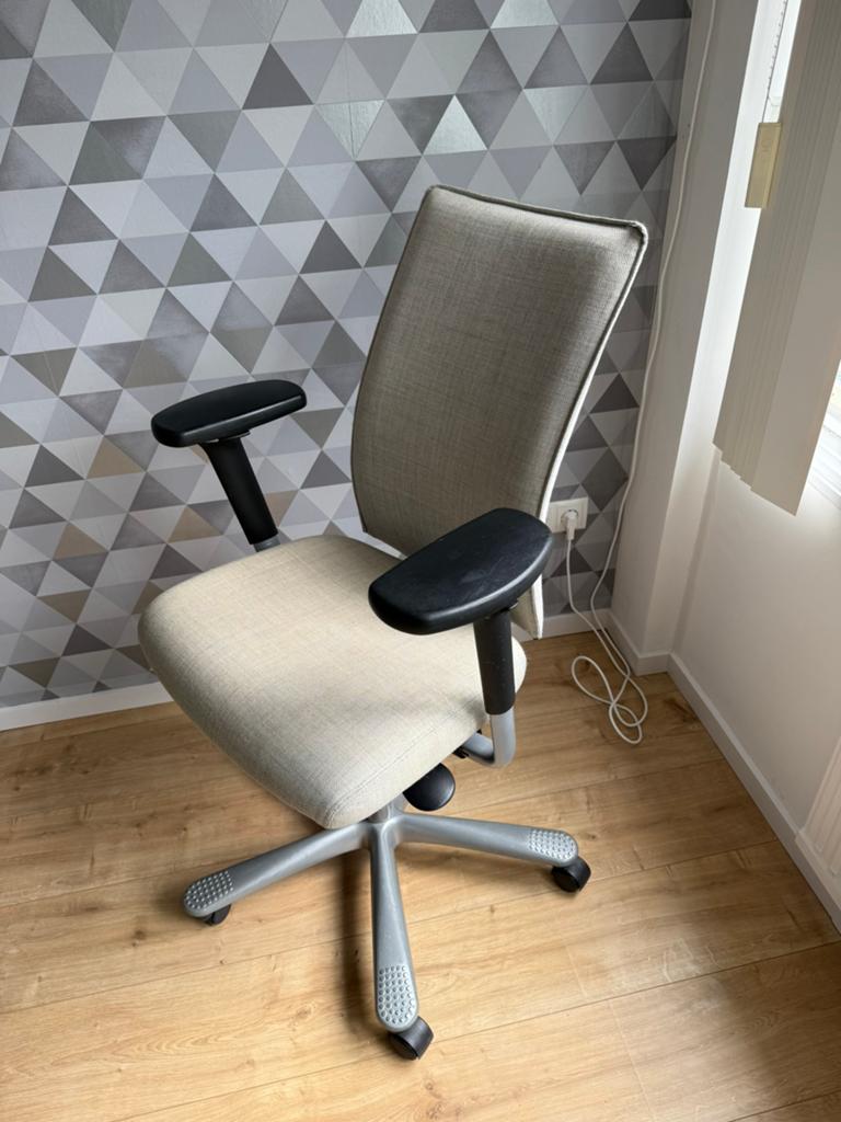 HÅG hag H05 bureaustoel - Ergonomisch en comfortabel, Ophalen, Gebruikt, Zwart, Bureaustoel