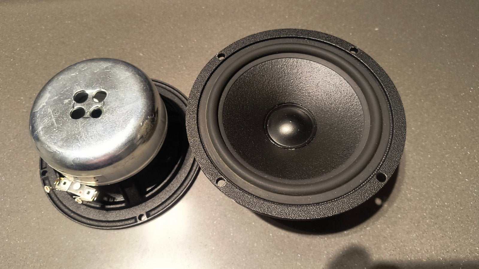 Piega P4L woofers p 13 sg 03 04   4 ohm. p13sg-03-04., Audio, Tv en Foto, Luidsprekers, Ophalen of Verzenden, Overige merken