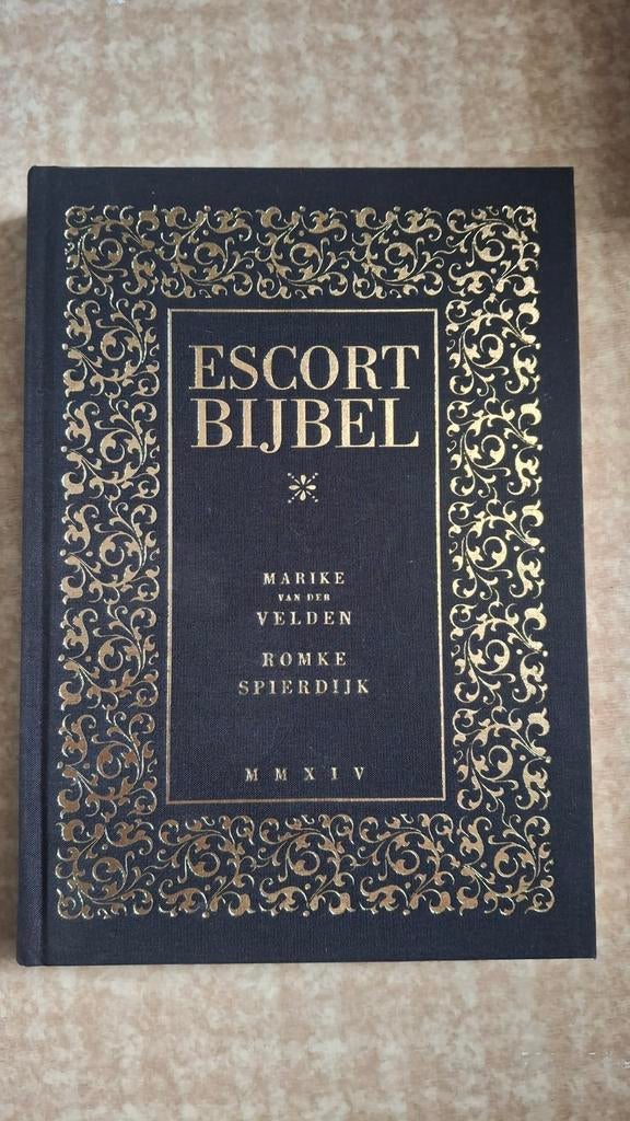 Escort Bijbel - Marike van der Velden & Romke Spierdijk, Ophalen of Verzenden, Zo goed als nieuw, Marike van der Velden & Romke Spierdijk