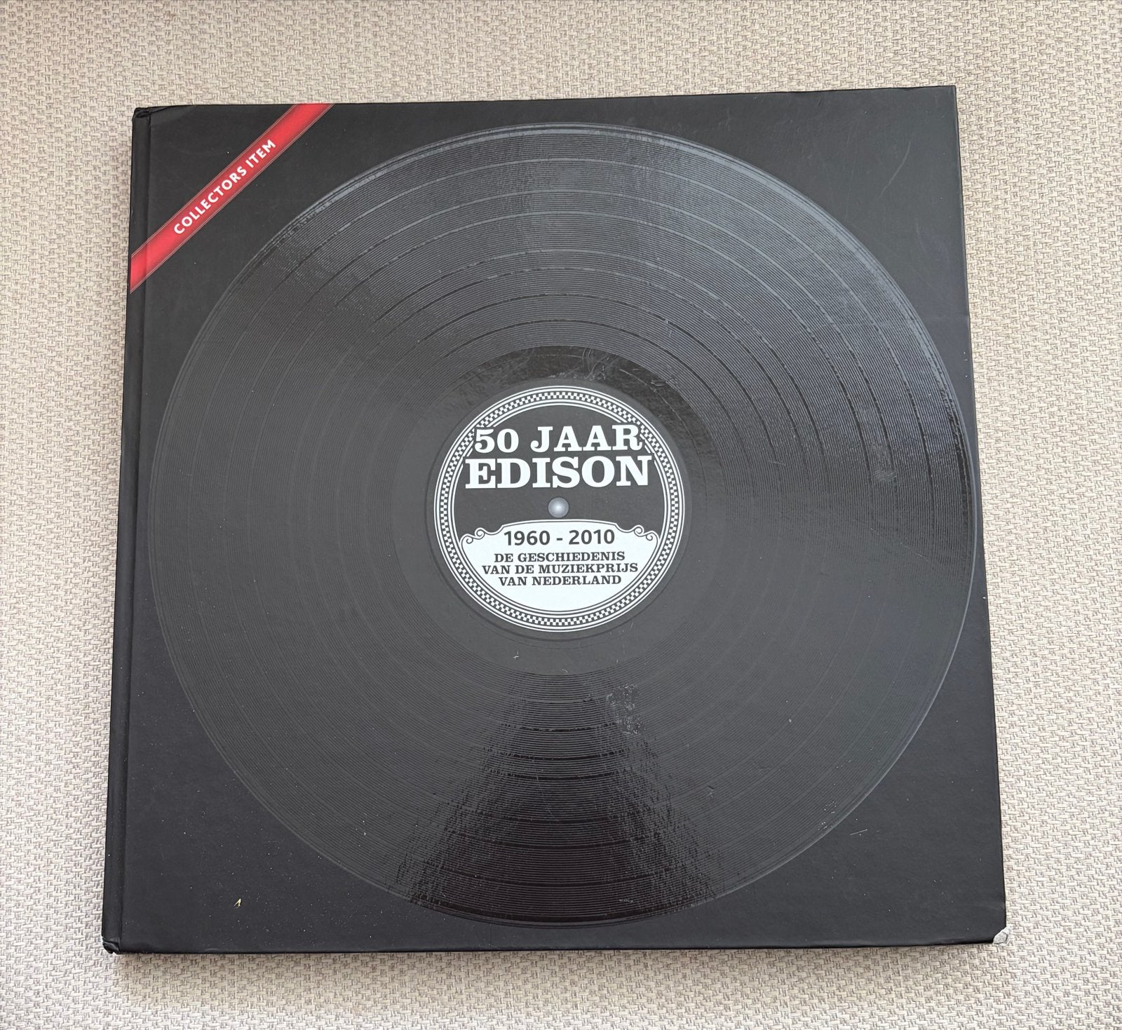 50 Jaar Edison: Geschiedenis van de Muziekprijs, Boeken, Muziek, Ophalen of Verzenden, Gelezen, Algemeen