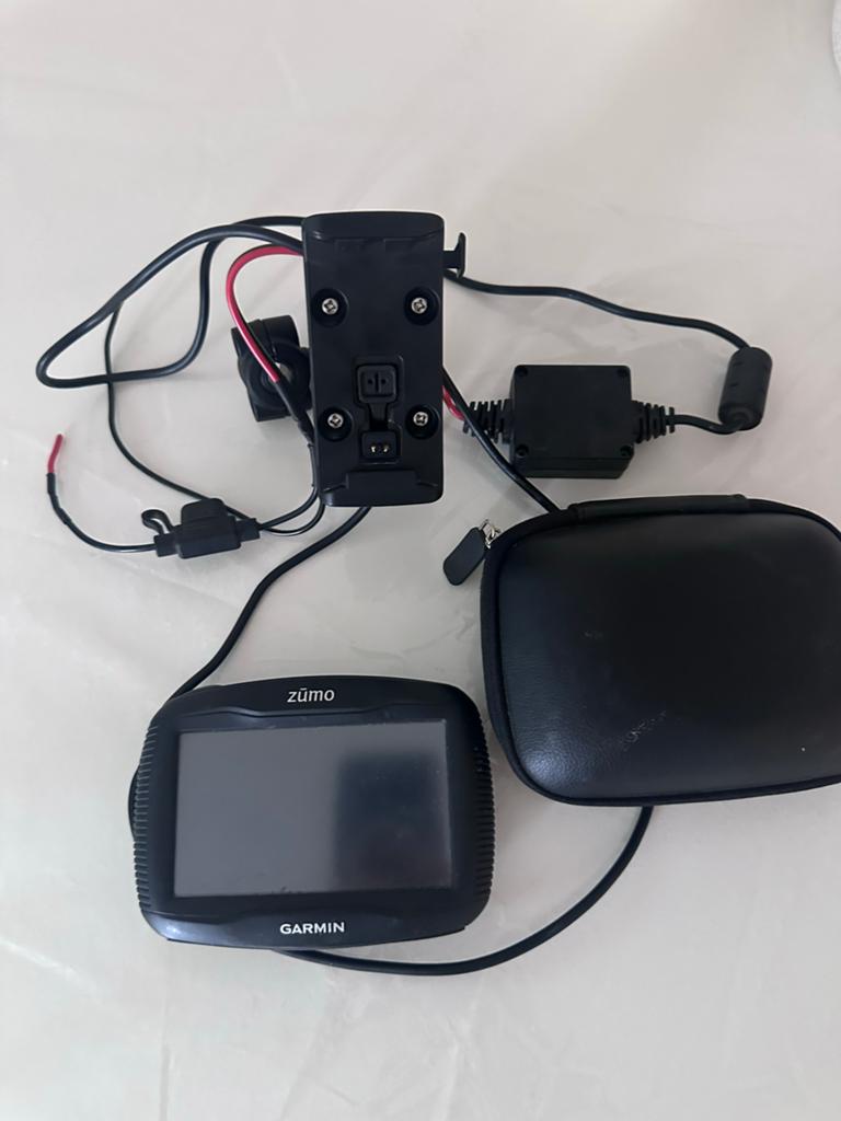 Garmin Zumo 340LM  motor navigatie met houder en hoes, Ophalen of Verzenden, Gebruikt