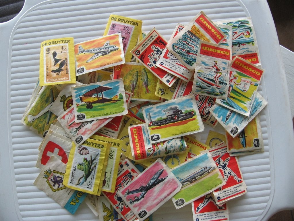 Lucifersmerken 100 stuka, Ophalen of Verzenden, Zo goed als nieuw, Sigarenbandjes