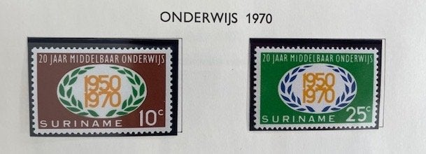 1970 Middelbaar Onderwijs 1950 - 1970  2x  , Ophalen of Verzenden, Postfris