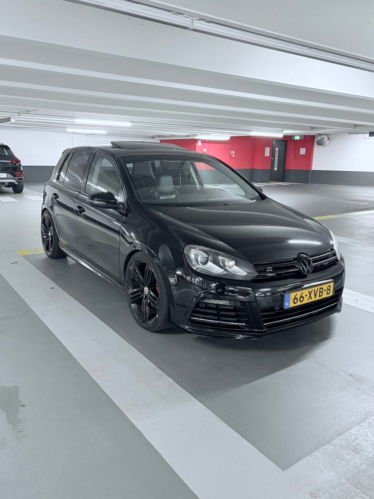 Volkswagen 2011 Zwart, Auto's, Automaat, 1352 kg, Zwart, Golf
