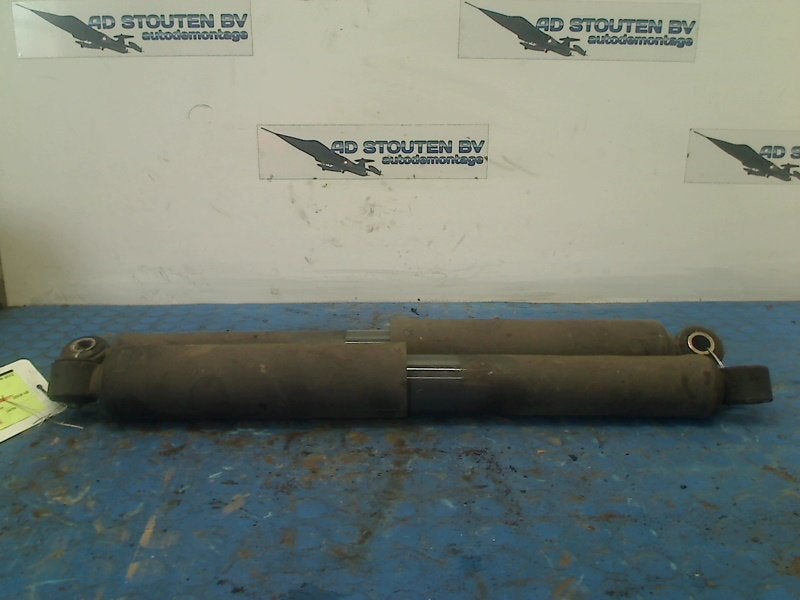 Schroefveer Set Achter Iveco New Daily IV (2007-07/2011-08), Gebruikt, Overige automerken, Iveco Magirus AG, Info@iveco-sw.de