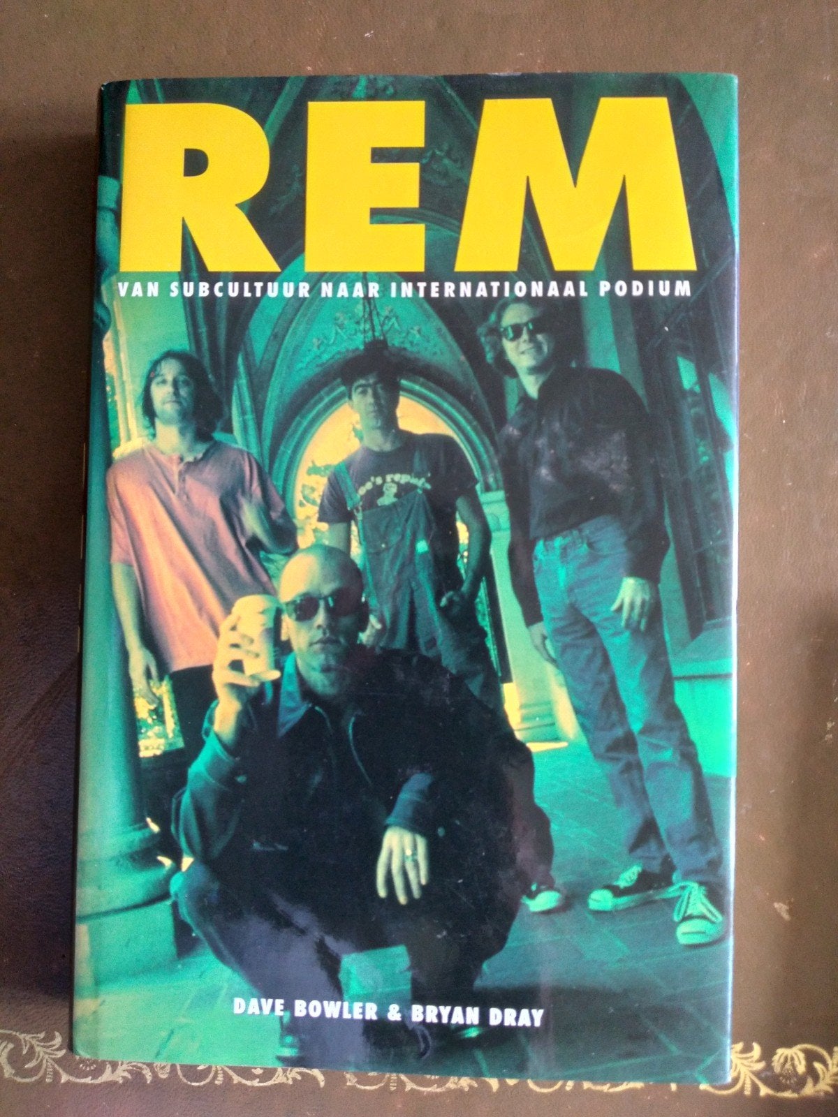 R.E.M. Van Subcultuur Naar Internationaal Podium Boek, Ophalen of Verzenden, Gelezen, Artiest, Dave Bowler & Bryan Dray