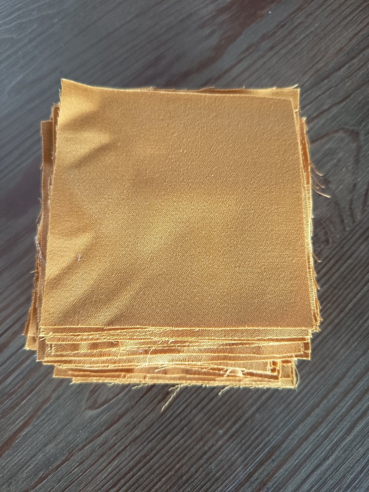 50 patchwork lapjes, Geel, Nieuw, Ophalen of Verzenden, 30 tot 120 cm