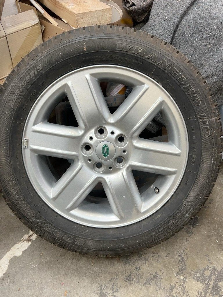 Originele Land Rover Range Rover L322 19 inch velg + band, Auto-onderdelen, Velg(en), Nieuw, Winterbanden, 235 mm