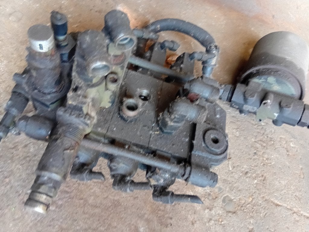 Hydrauliek ventiel, Ophalen, Gebruikt