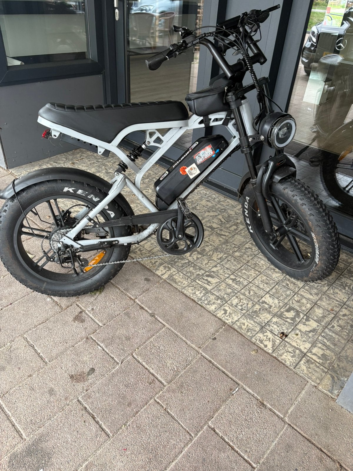 Fatbike v20 pro, Fietsen en Brommers, Elektrische fietsen, Ophalen, Zo goed als nieuw