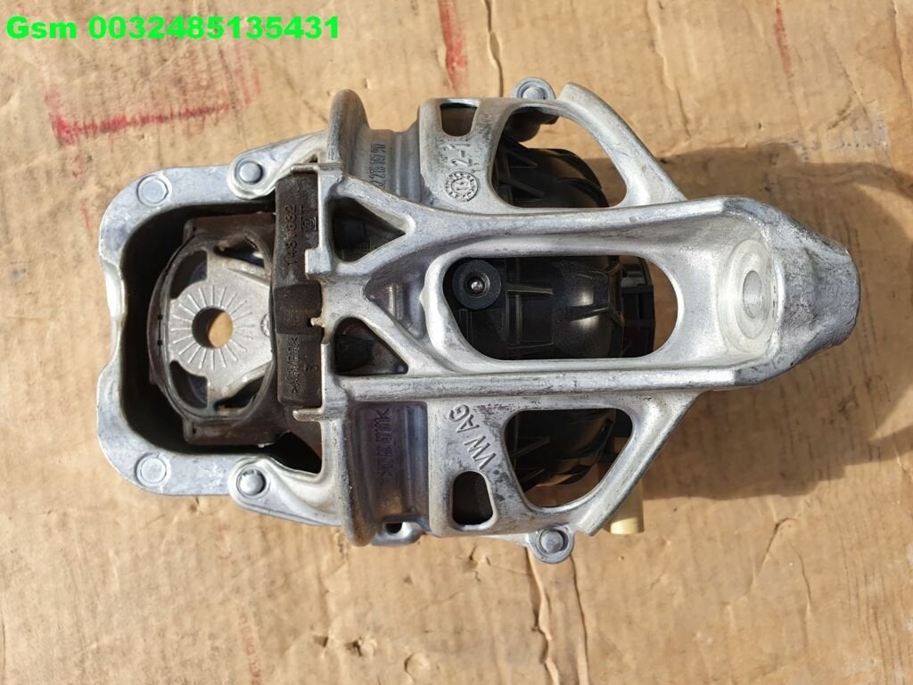 4m0199372fe a6 motorsteun a7 motorsteun a5 q7 q8 a8 touareg, Gebruikt, AUDI AG, Auto-Union-Strasse 1
85045  Ingolstadt, DE, Kundenbetreuung@audi.de