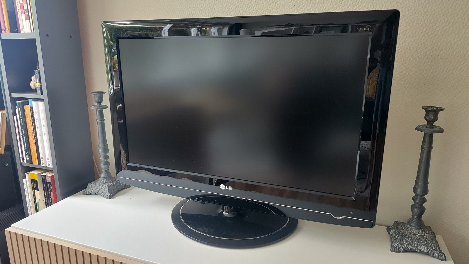 LG 32LG5700 LCD full hd TV - 81 cm (32 inch) met afstandsbed, Ophalen, Gebruikt, 50 Hz, LCD